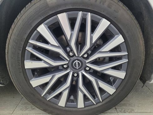 Used 2024 Nissan Altima 2.5 SV FWD image 31
