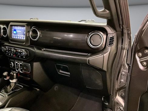 Used 2021 Jeep Wrangler Unlimited Sahara AWD/4WD image 27