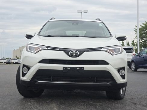 Used 2018 Toyota RAV4 Limited w/ All Weather Liner Package AWD/4WD image 10