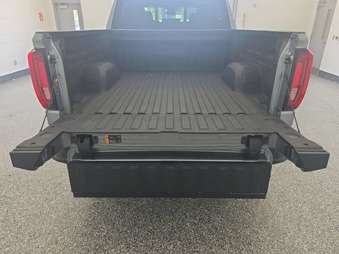 Used 2025 GMC Sierra 1500 AT4X AWD/4WD image 24