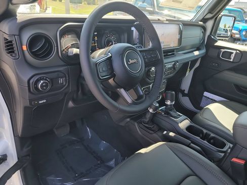New 2026 Jeep Gladiator Mojave AWD/4WD image 18