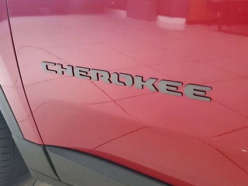 New 2026 Jeep Cherokee Limited image 8