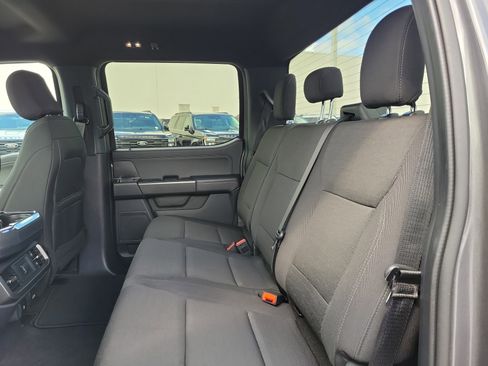 Used 2024 Ford F150 XLT w/ XLT Black Appearance Package RWD image 19