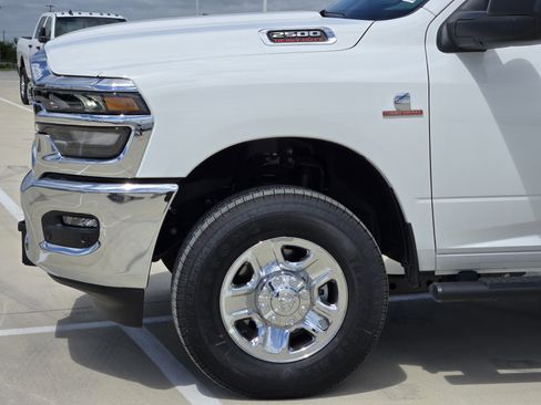 New 2026 RAM 2500 Tradesman AWD/4WD image 6