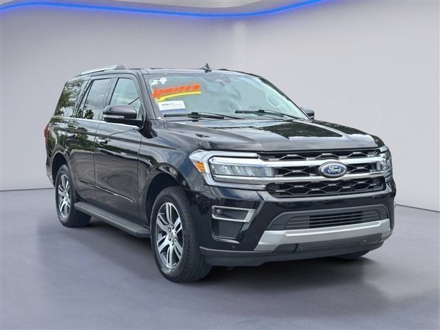 Used 2024 Ford Expedition Limited RWD image 4