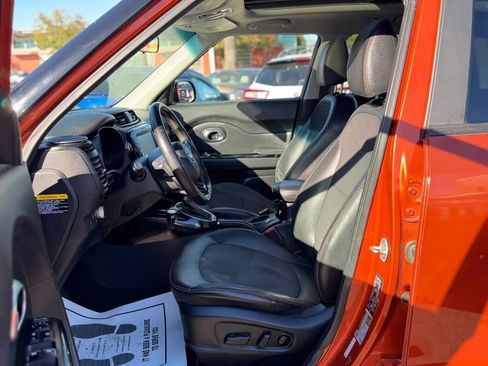 Used 2018 Kia Soul ! w/ Tech Package FWD image 21