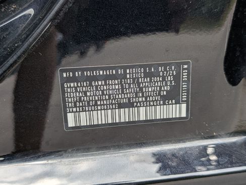 Used 2025 Volkswagen Jetta Sport FWD image 33
