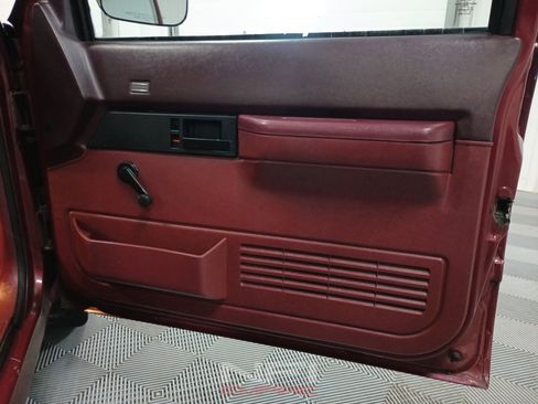 Used 1988 Chevrolet Silverado 2500 2WD Regular Cab image 40