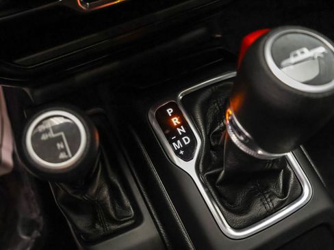 Used 2020 Jeep Gladiator Sport w/ Quick Order Package 24S image 12