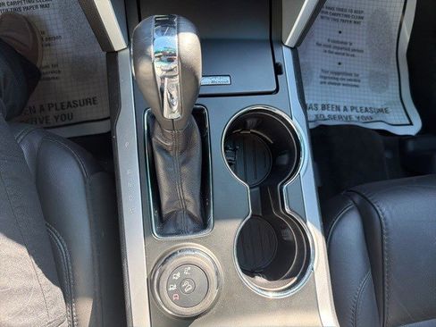 Used 2014 Ford Explorer Limited image 29