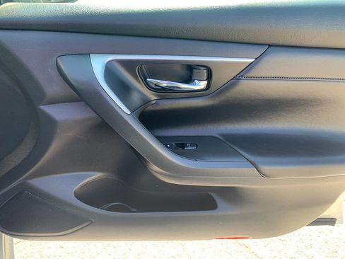 Used 2018 Nissan Altima 3.5 SL FWD image 20