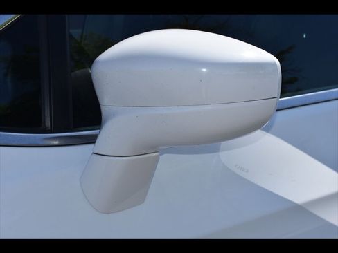 Used 2019 Chrysler Pacifica Touring-L image 47