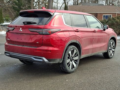 New 2026 Mitsubishi Outlander SE AWD/4WD image 4