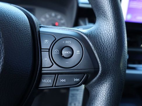 Used 2024 Toyota Corolla LE image 21