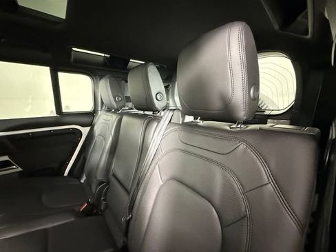 Used 2023 Land Rover Defender 110 S AWD/4WD image 25