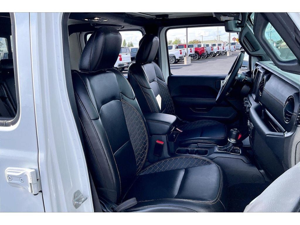 Used 2023 Jeep Gladiator Overland AWD/4WD image 8