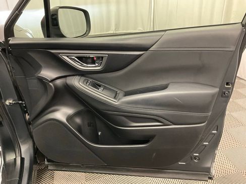 Used 2020 Subaru Forester Premium image 27