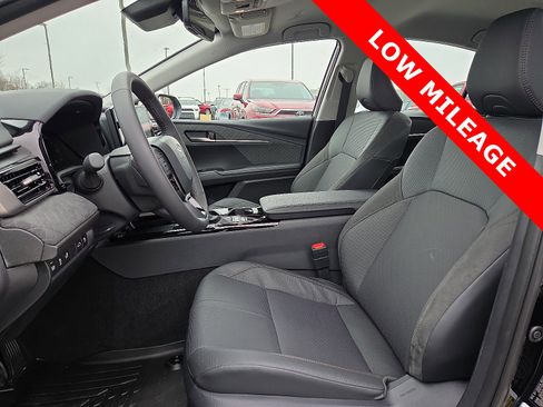 Used 2026 Toyota Camry XLE image 15