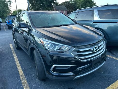 Used 2017 Hyundai Santa Fe Sport w/ Cargo Package FWD image 2