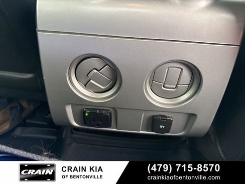 Used 2012 Ford F150 Lariat w/ Lariat Chrome Pkg image 13