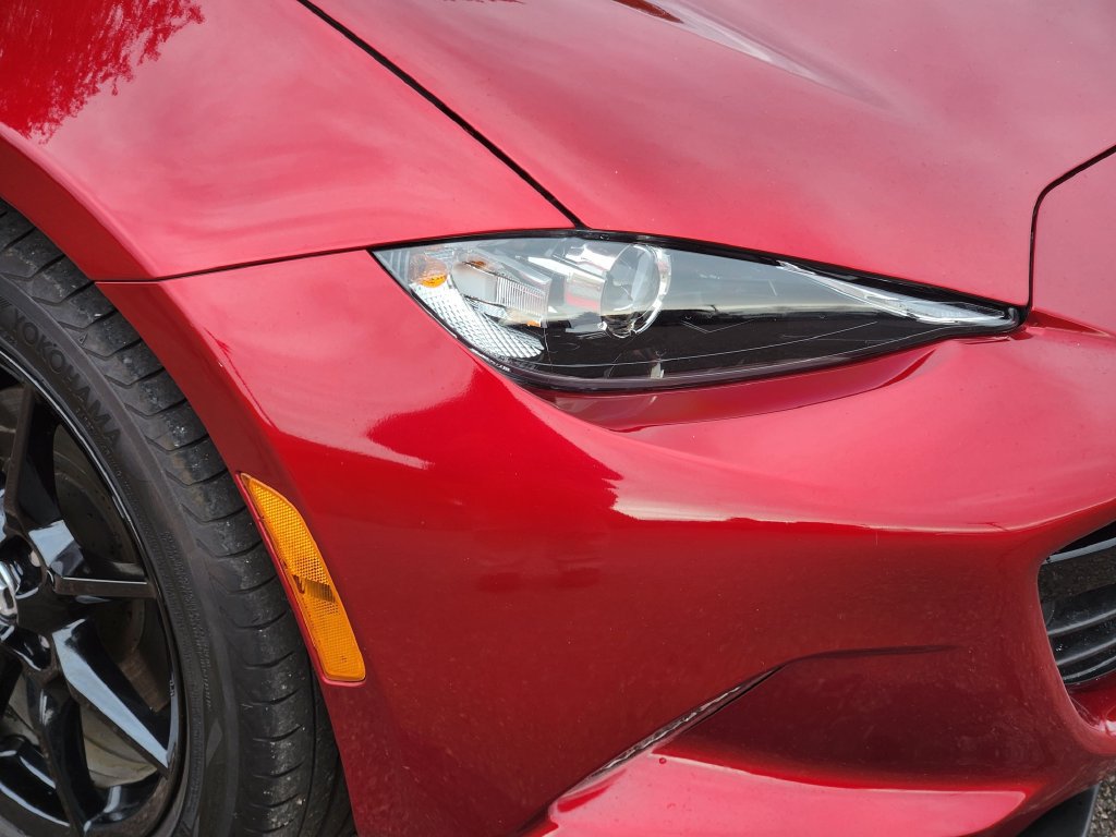 Used 2021 MAZDA MX-5 Miata Sport RWD image 28