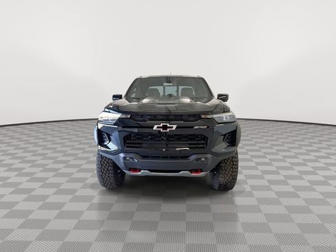 New 2026 Chevrolet Colorado ZR2 w/ Technology Package AWD/4WD image 6