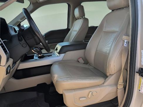 Used 2017 Ford F150 Lariat w/ Equipment Group 502A Luxury AWD/4WD image 10