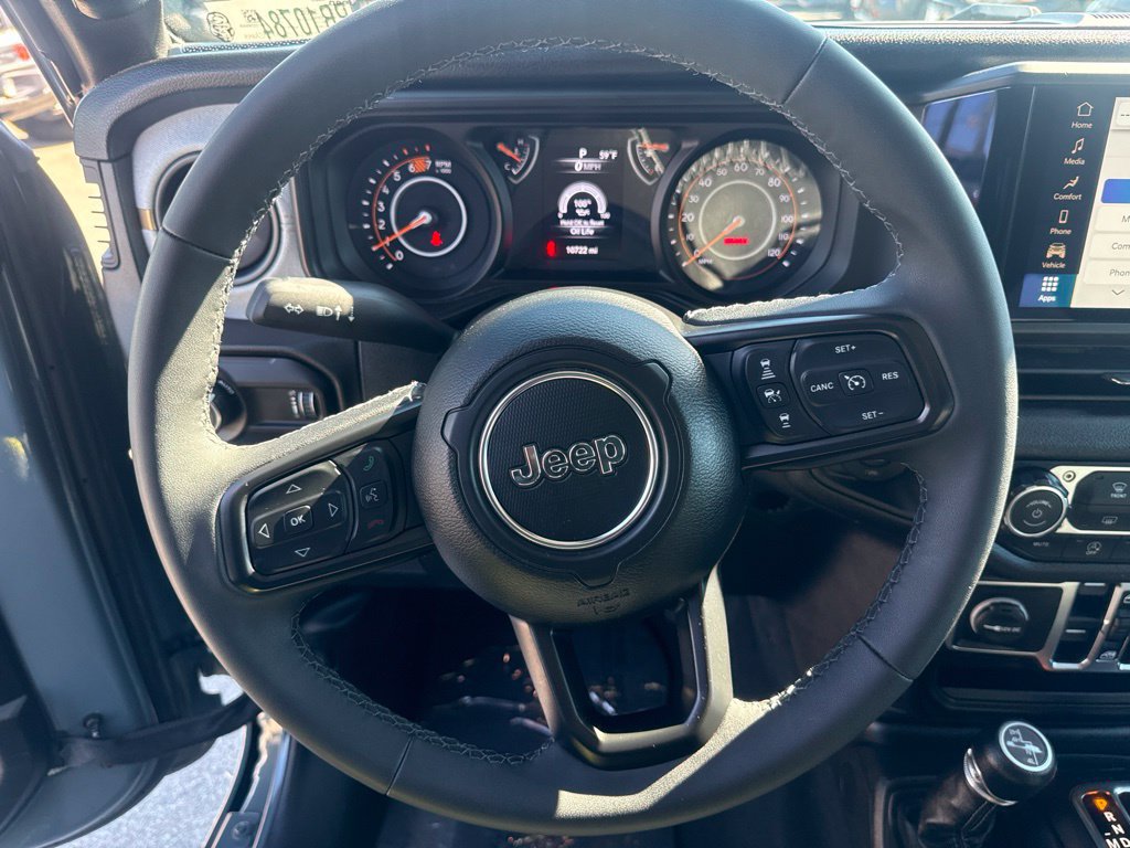 Used 2026 Jeep Wrangler Unlimited Sport AWD/4WD image 22