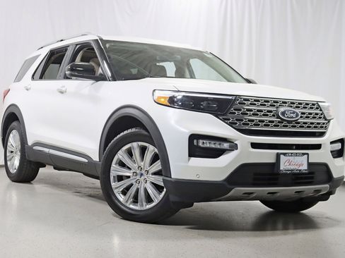 Used 2023 Ford Explorer Limited w/ Equipment Group 301A AWD/4WD image 7