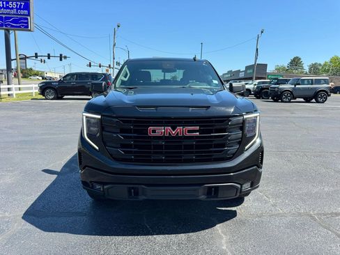 Used 2022 GMC Sierra 1500 Elevation AWD/4WD image 3
