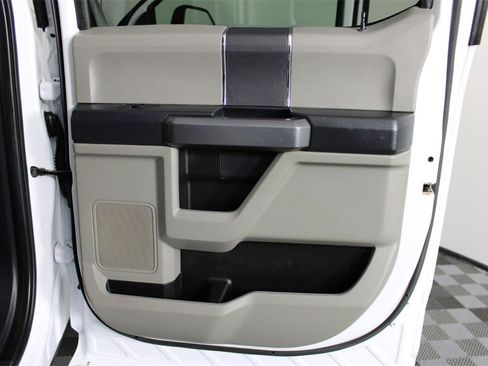 Used 2022 Ford F250 XLT w/ XLT Value Package image 29