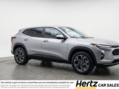 Used 2025 Chevrolet Trax LT w/ LT Convenience Package