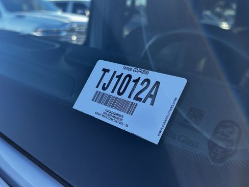 Used 2025 Jeep Wrangler Unlimited Rubicon 392 image 30