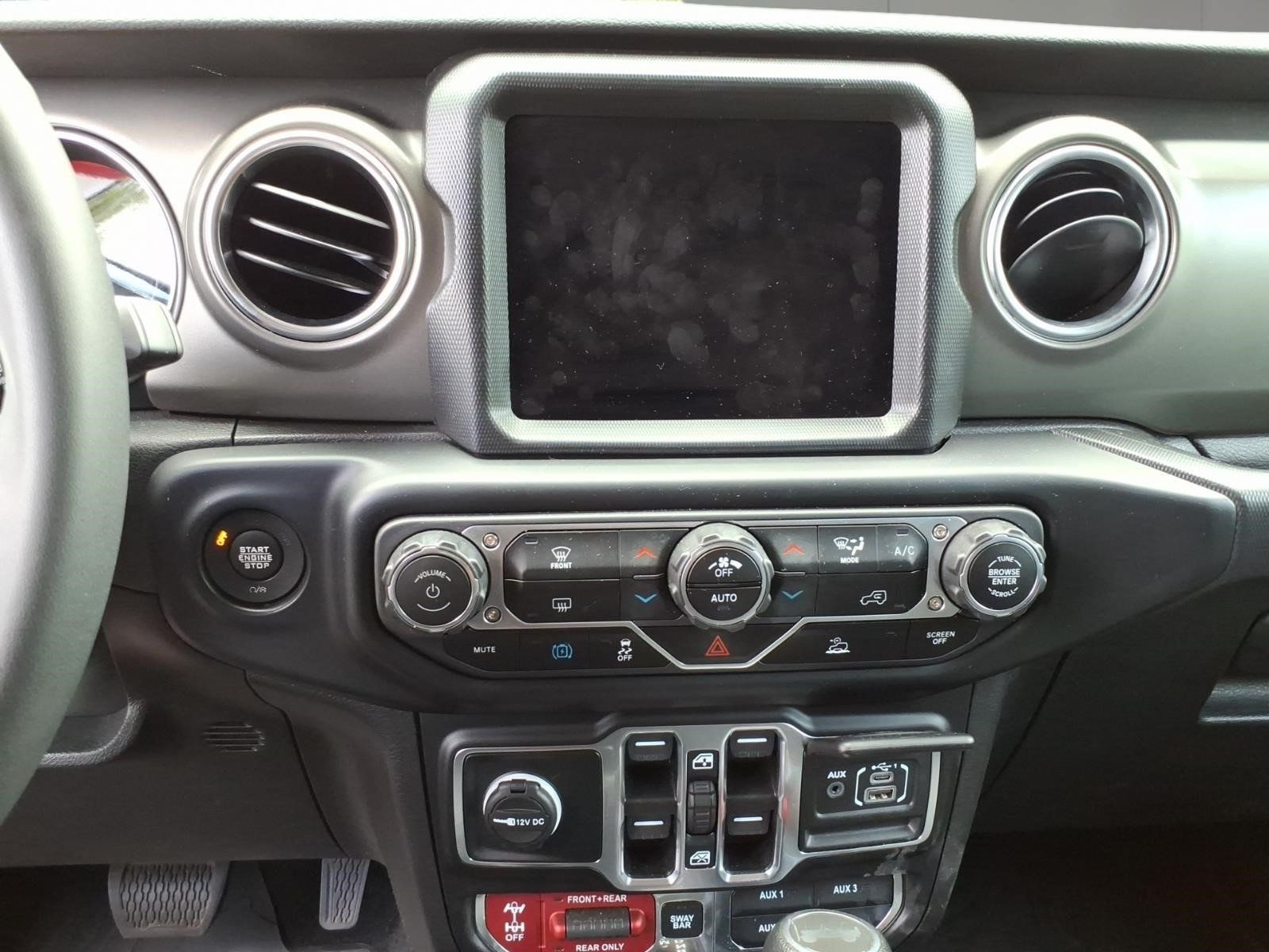 Used 2023 Jeep Wrangler Unlimited Rubicon 4xe AWD/4WD image 9