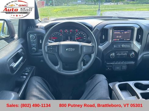 Used 2020 Chevrolet Silverado 1500 Custom Trail Boss w/ Custom Convenience Package AWD/4WD image 15