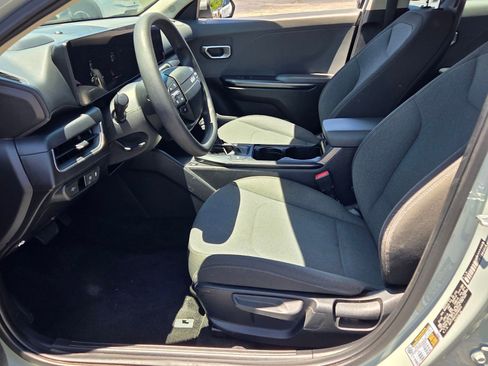 Used 2025 Kia K4 FWD image 5
