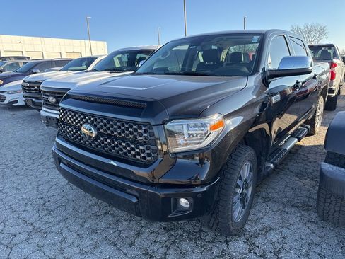 Used 2021 Toyota Tundra Platinum image 3