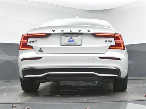 Used 2024 Volvo S60 B5 Plus image 43