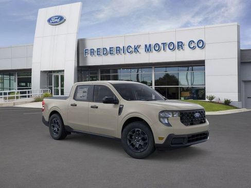 New 2025 Ford Maverick XLT w/ XLT Luxury Package image 7