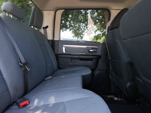 Used 2021 RAM 1500 Classic SLT AWD/4WD image 29