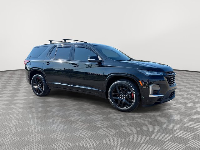 Used 2023 Chevrolet Traverse Premier w/ Redline Edition AWD/4WD image 13