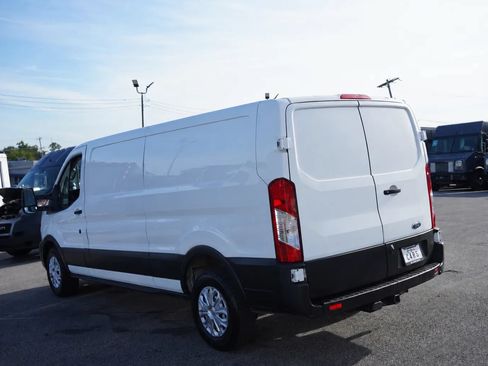 Used 2021 Ford Transit 250 Low Roof RWD image 7