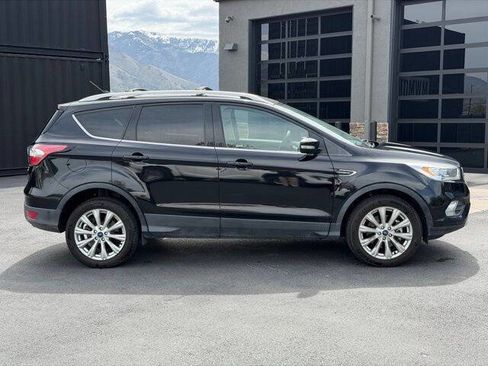 Used 2018 Ford Escape Titanium w/ Ford Safe & Smart Package AWD/4WD image 4
