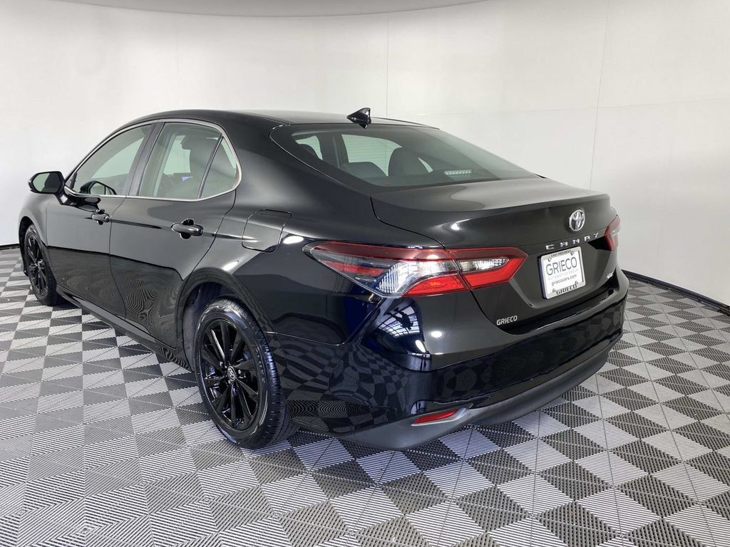 Used 2023 Toyota Camry LE FWD image 6
