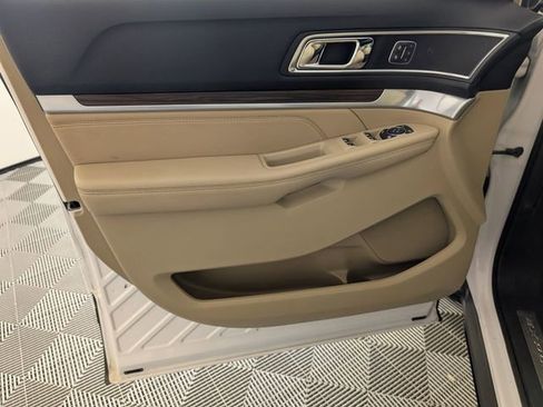 Used 2017 Ford Explorer Limited w/ Equipment Group 301A image 10