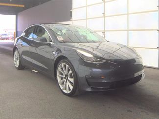 Used 2018 Tesla Model 3 Long Range RWD video 3