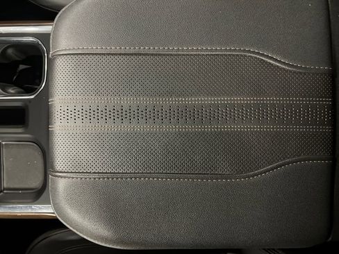 Certified 2023 Chevrolet Silverado 1500 High Country w/ Technology Package image 26