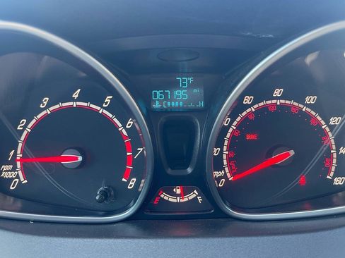 Used 2015 Ford Fiesta ST FWD image 11