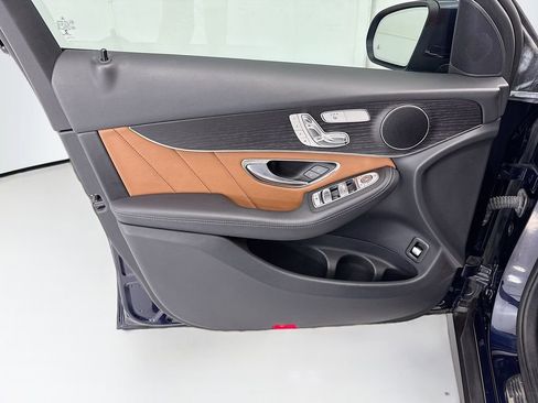 Certified 2022 Mercedes-Benz GLC 300 image 22