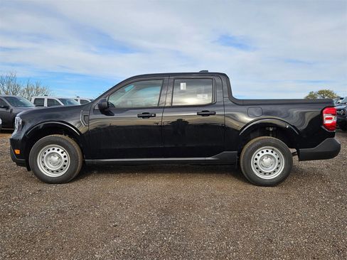 New 2026 Ford Maverick XL image 9